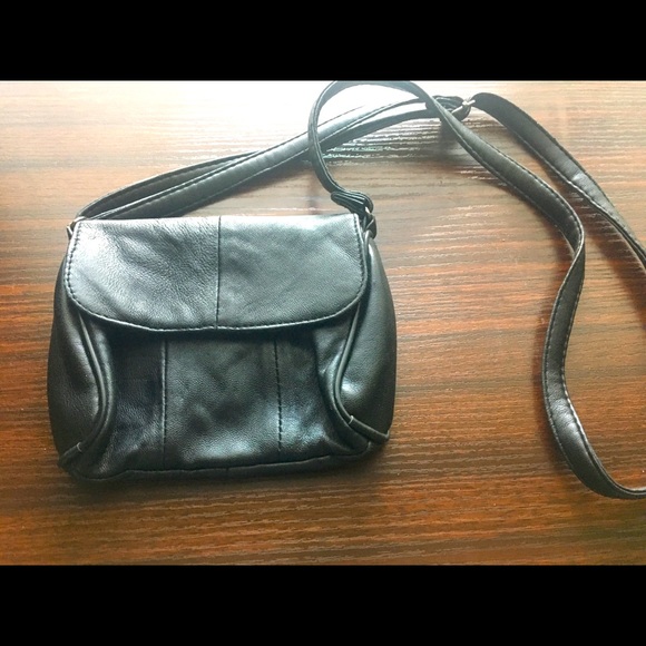 Handbags - Small black leather purse